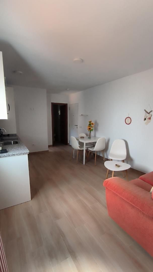 Dormitori de Apartament de lloguer en Mazagón amb Terrassa, Moblat i Rentadora