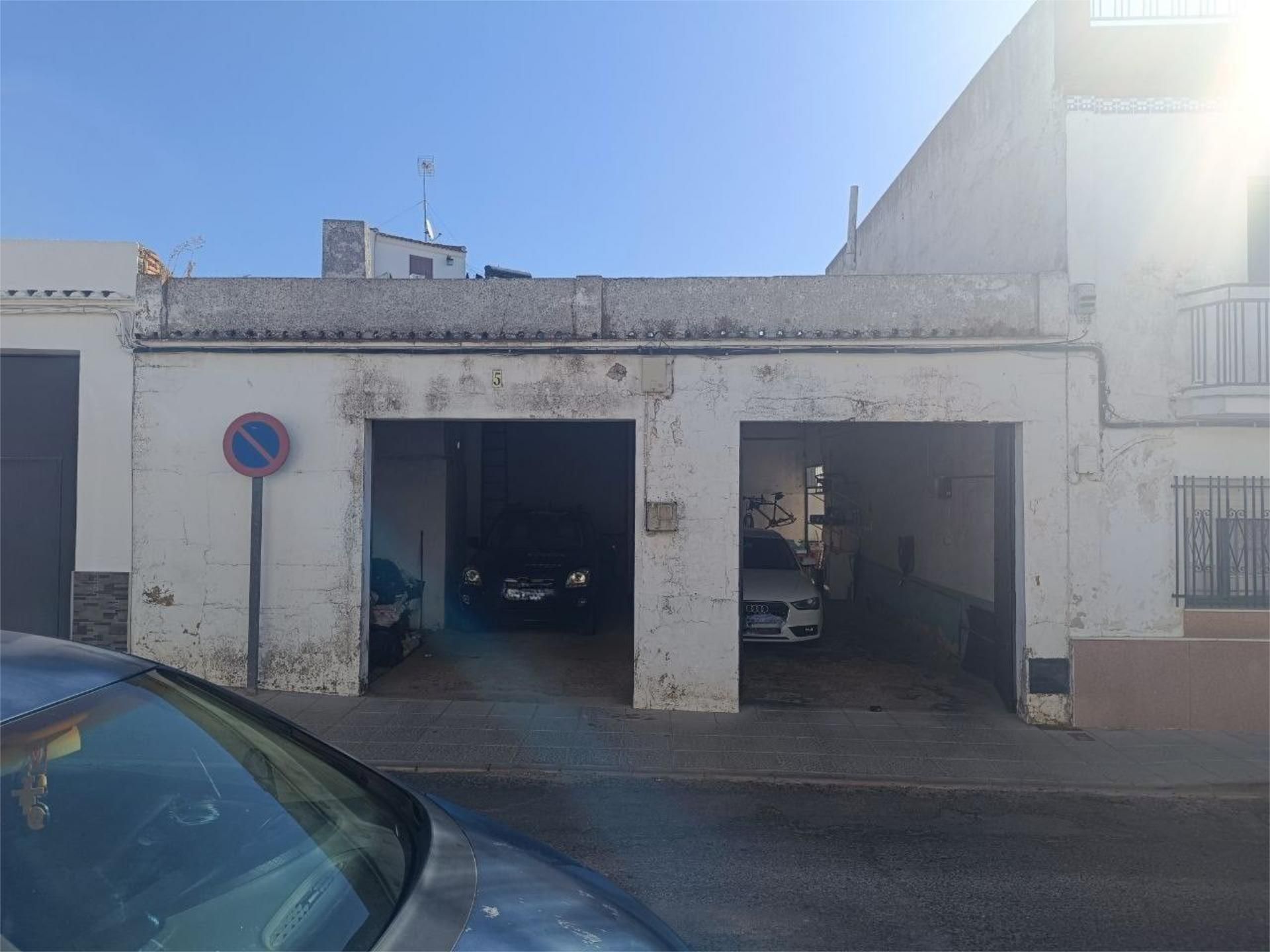 Parking of Flat for sale in Aznalcázar  with Air Conditioner, Heating and Private garden