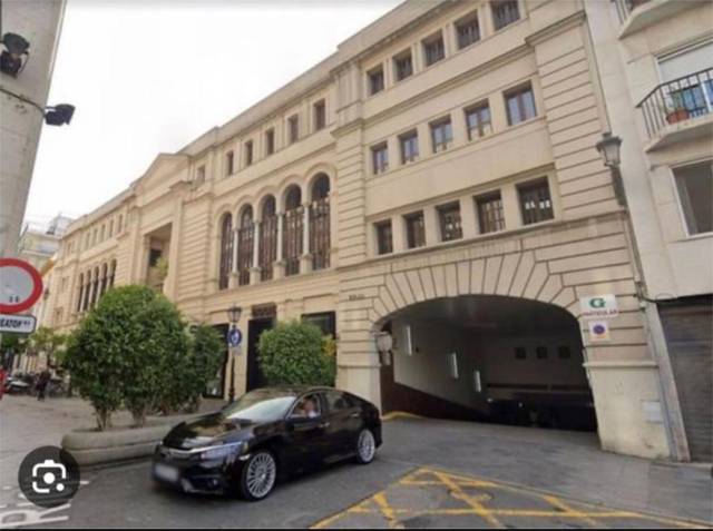 Garaje en Alquiler en Calle Rioja, 19 en Alfalfa - Santa Cruz