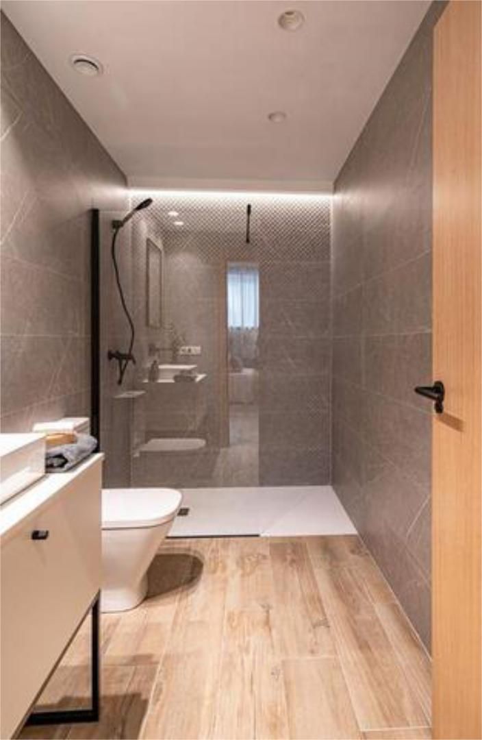 Bathroom of Study for sale in Oviedo 