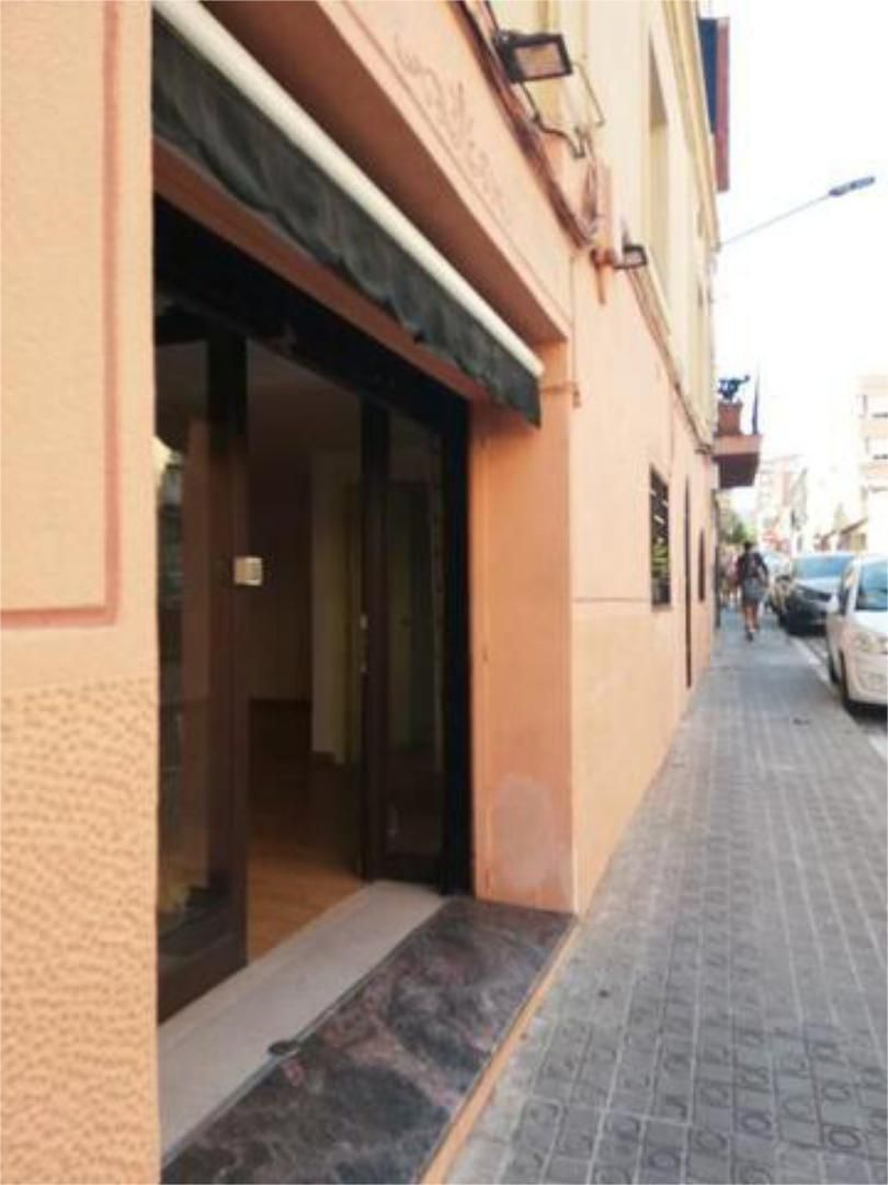 Vista exterior de Oficina de lloguer en Mataró amb Aire condicionat