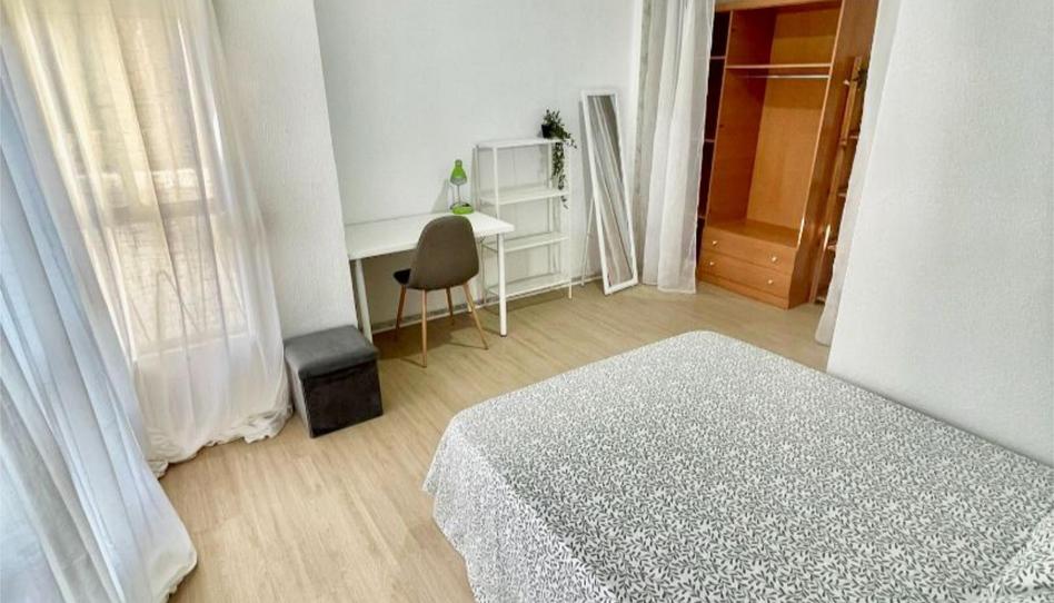 Flat to share in Calle Botella de Hornos, 2, Mercado, Alicante - image 1 Photo 1 of Flat to share in Calle Botella de Hornos, 2, Mercado, Alicante