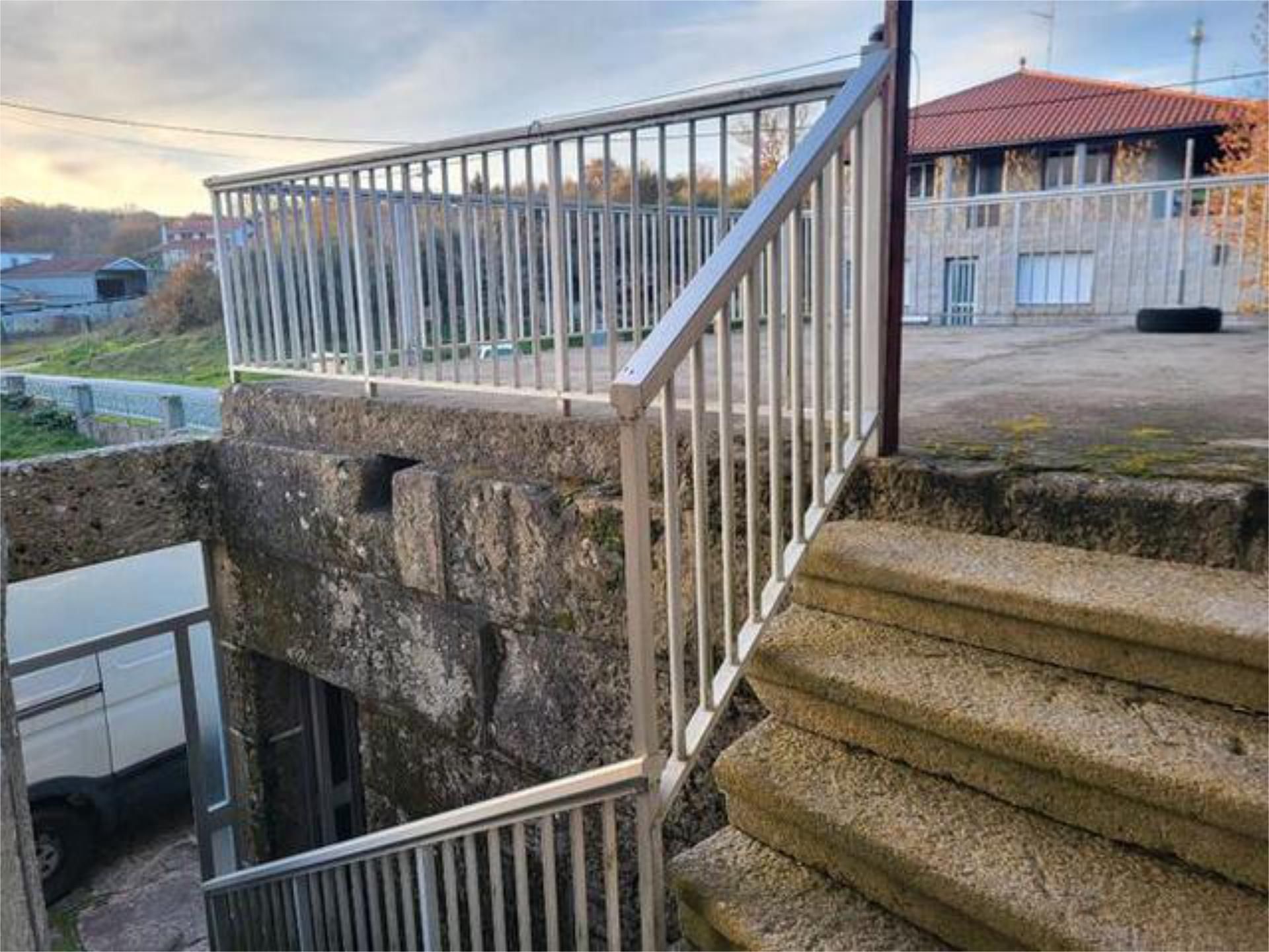 Exterior view of Single-family semi-detached for sale in Xunqueira de Ambía  with Private garden, Terrace and Furnished