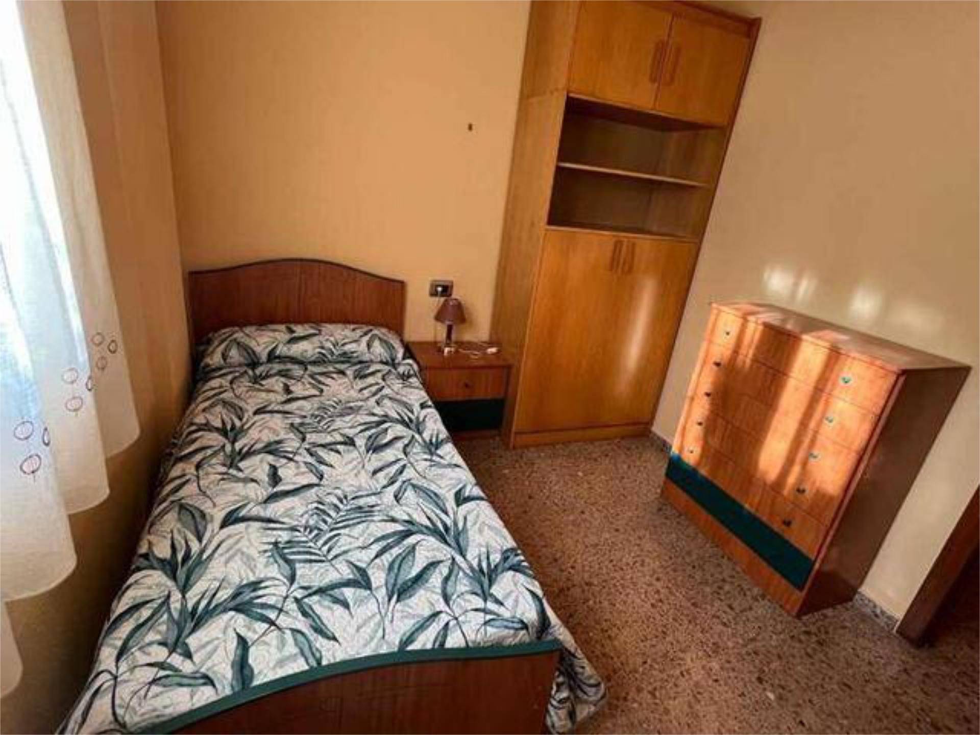 Bedroom of Flat to rent in Iniesta  with Heating, Terrace and Storage room