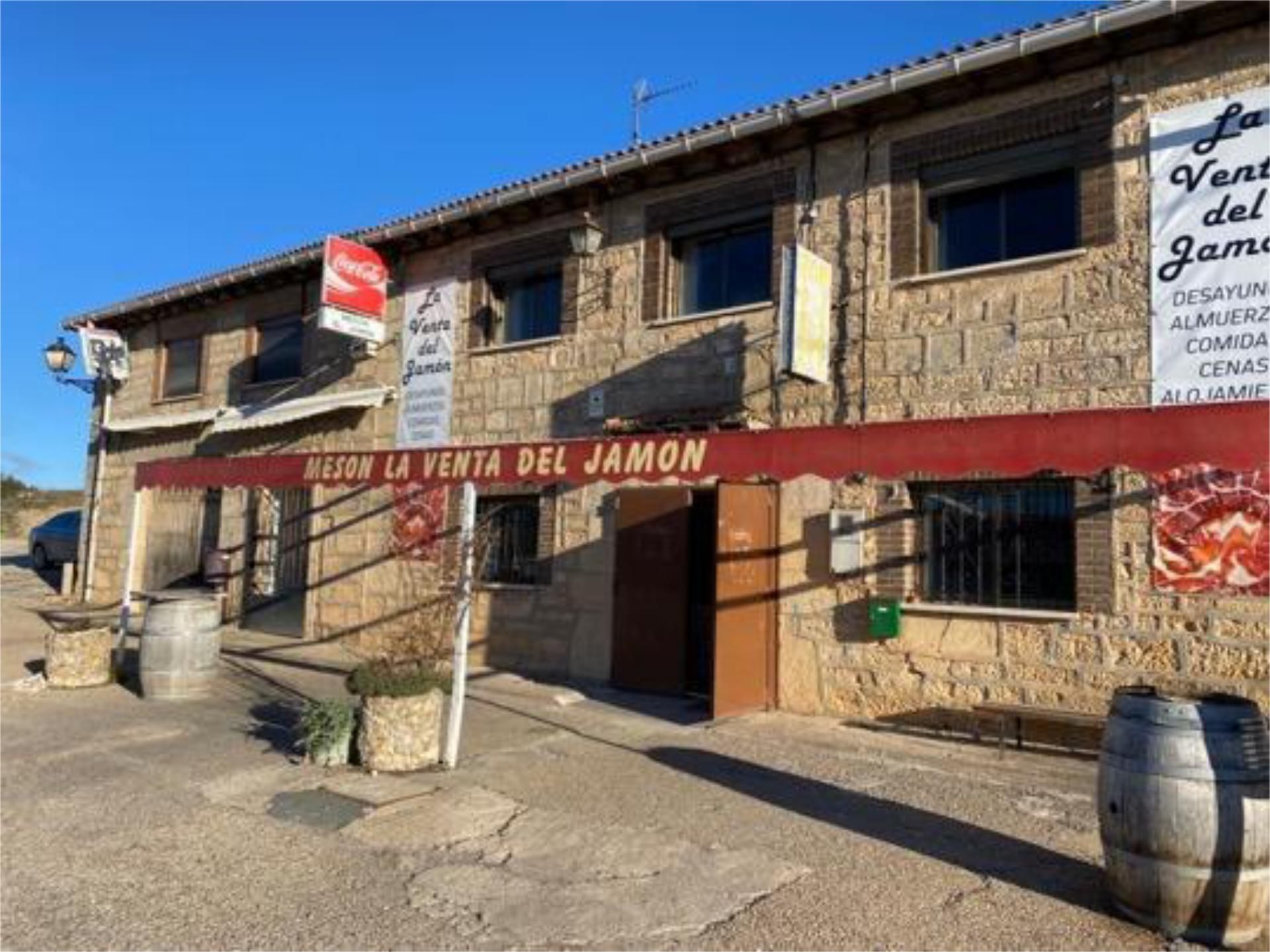 Local de alquiler en Cuevas de San Clemente