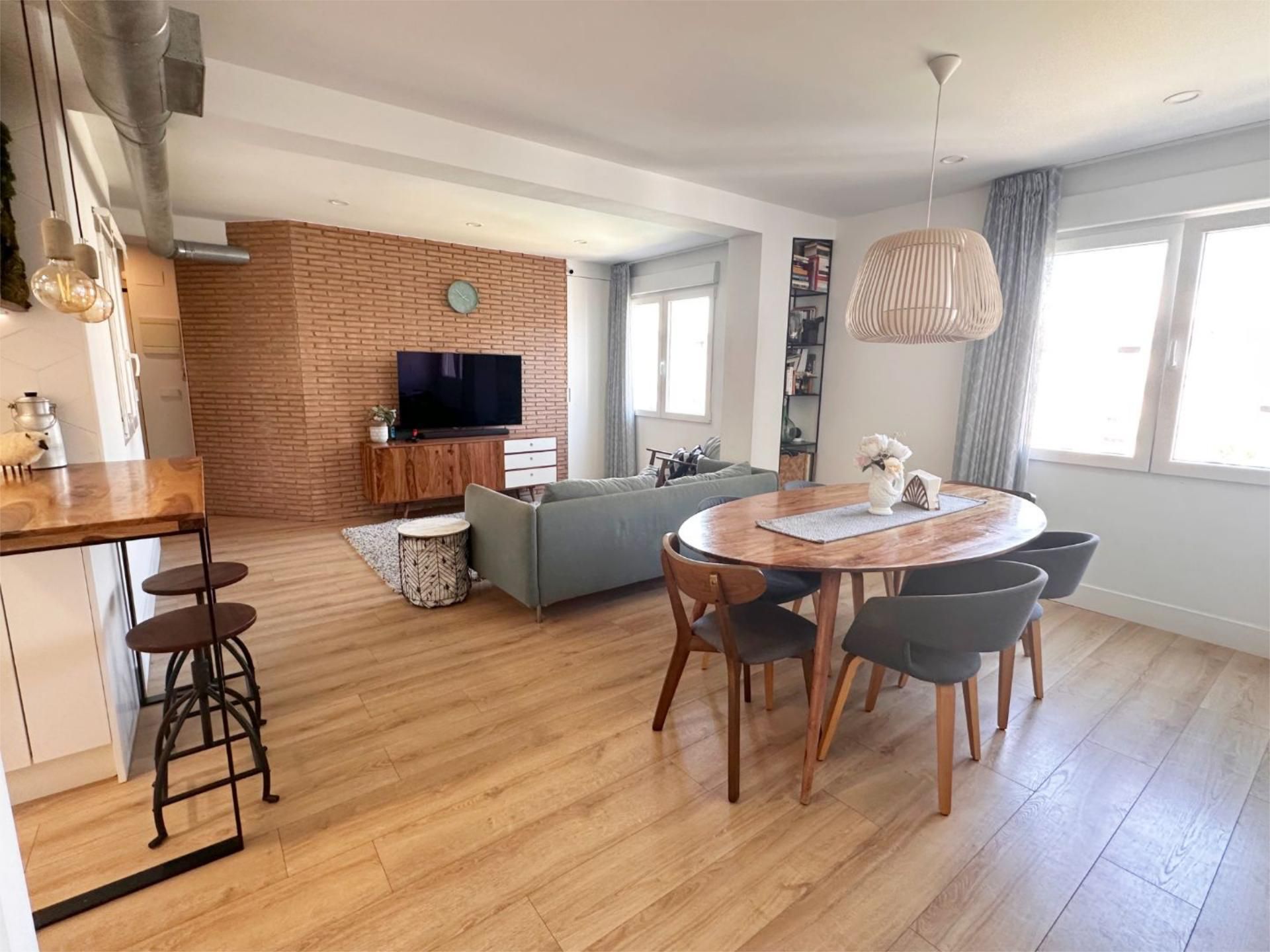 Sala d'estar de Pis en venda en  Valencia Capital amb Aire condicionat i Balcó