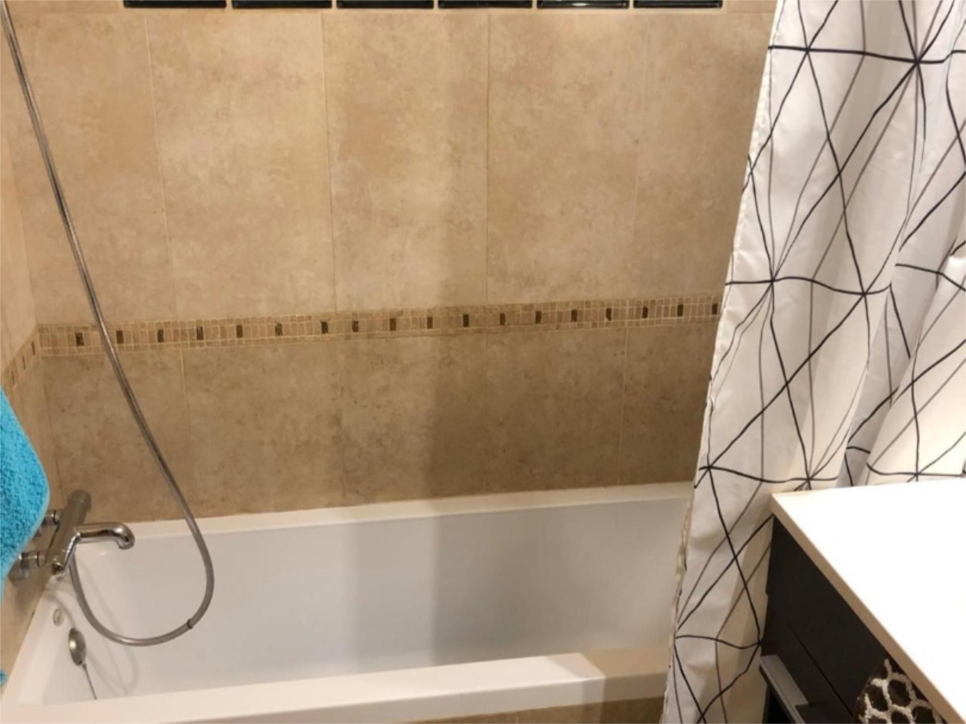 Bany de Pis de lloguer en  Murcia Capital amb Calefacció, Parquet i Moblat
