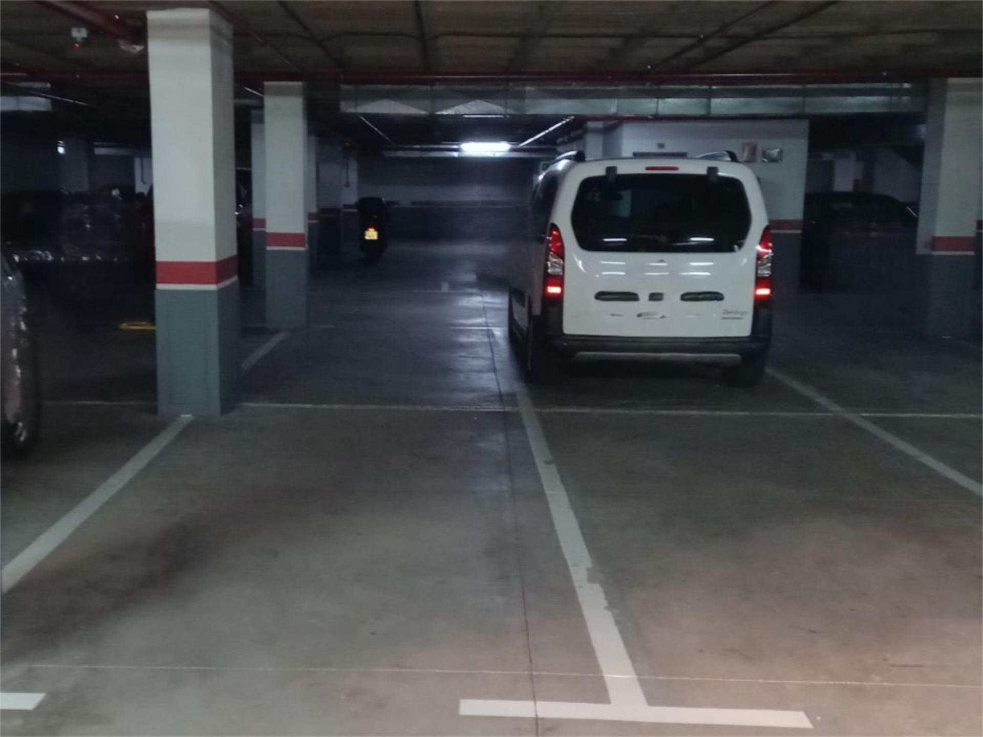 Parkplatz von Garage miete in  Santa Cruz de Tenerife Capital