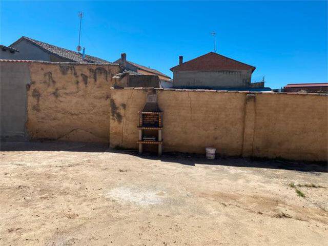 Casa-chalet en Venta en Villalcón