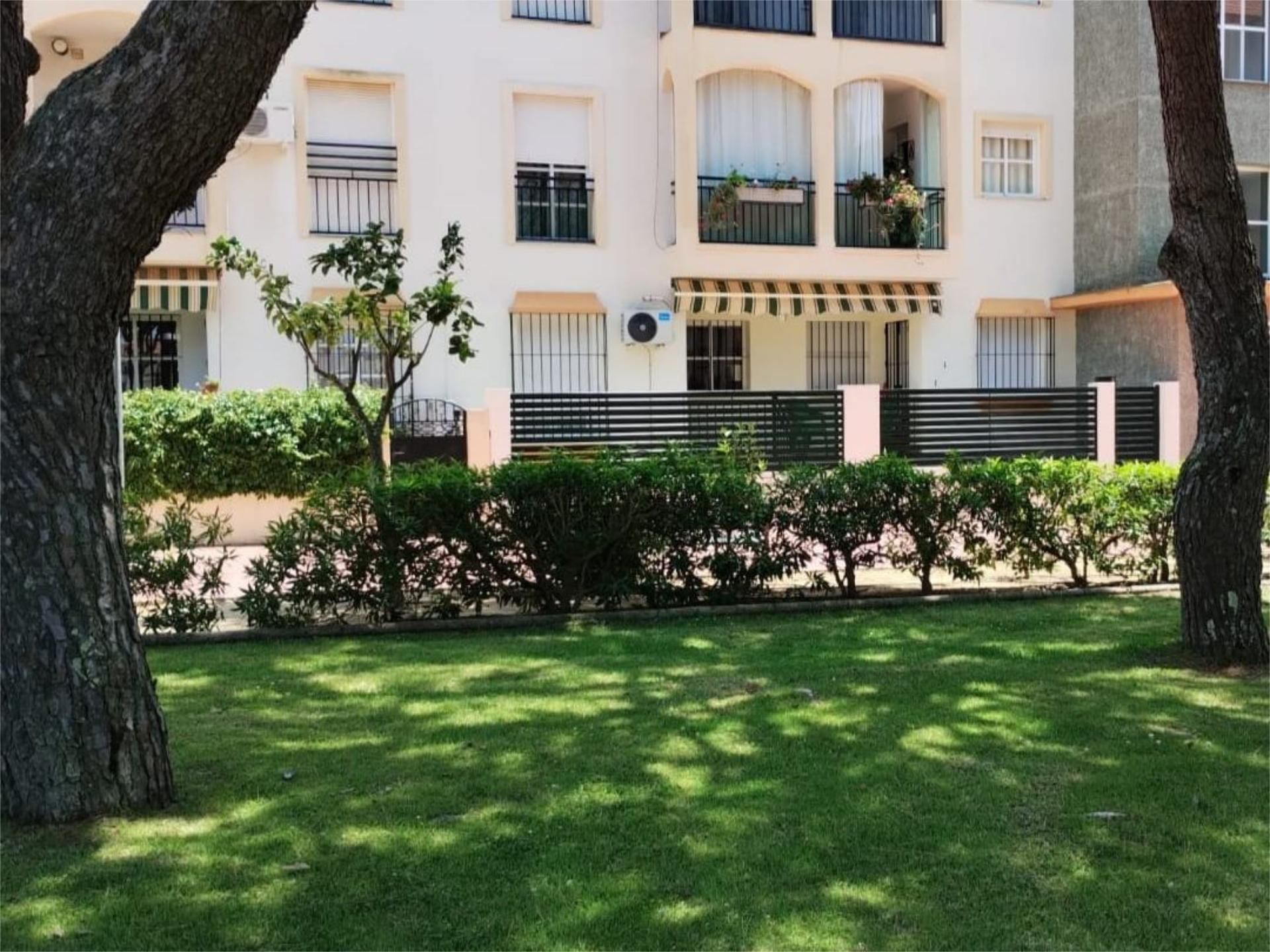 Garden of Flat to rent in Mazagón  with Air Conditioner, Heating and Private garden