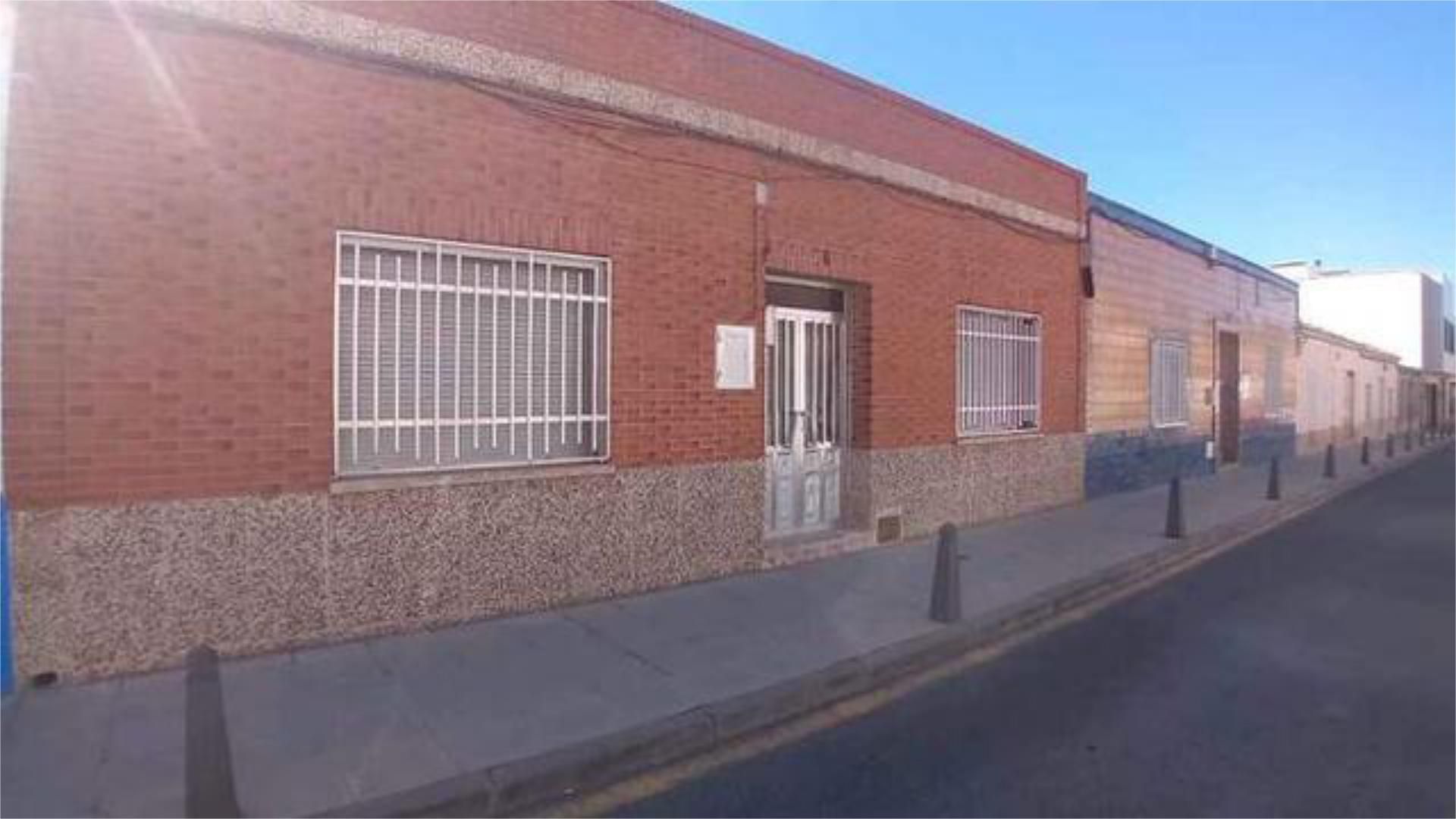 Vista exterior de Casa o xalet en venda en Ciudad Real Capital