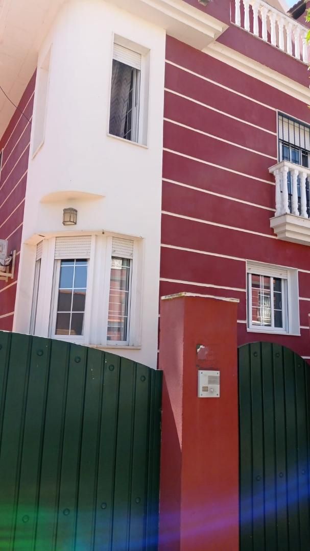 Vista exterior de Casa adosada en venda en Aljaraque amb Terrassa