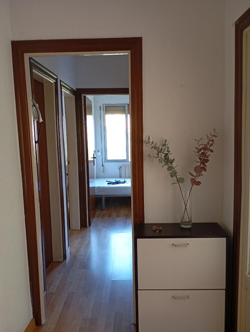 Flat to share in  Barcelona Capital  with Heating, Parquet flooring and Furnished