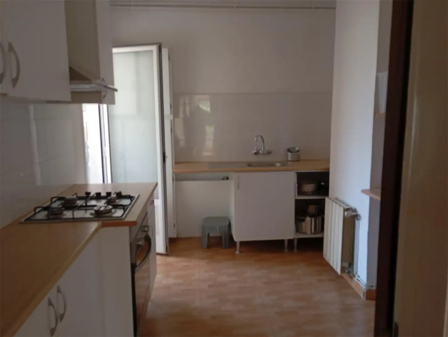 Room in Carrer de l'Espiga, El Congrés i els Indians Kitchen of Flat for share in Barcelona with Heating, Parquet flooring and Furnished