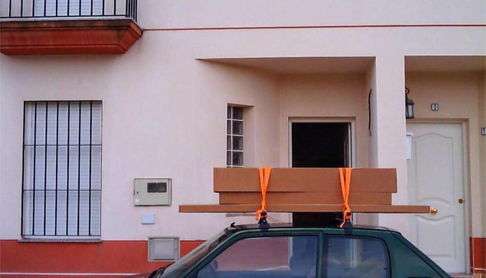 Casa adosada en venda a Calle Extremadura Trasera, 10, Arroyomolinos de León, Huelva - imatge 1 Foto 1 de Casa adosada en venda a Calle Extremadura Trasera, 10, Arroyomolinos de León, Huelva