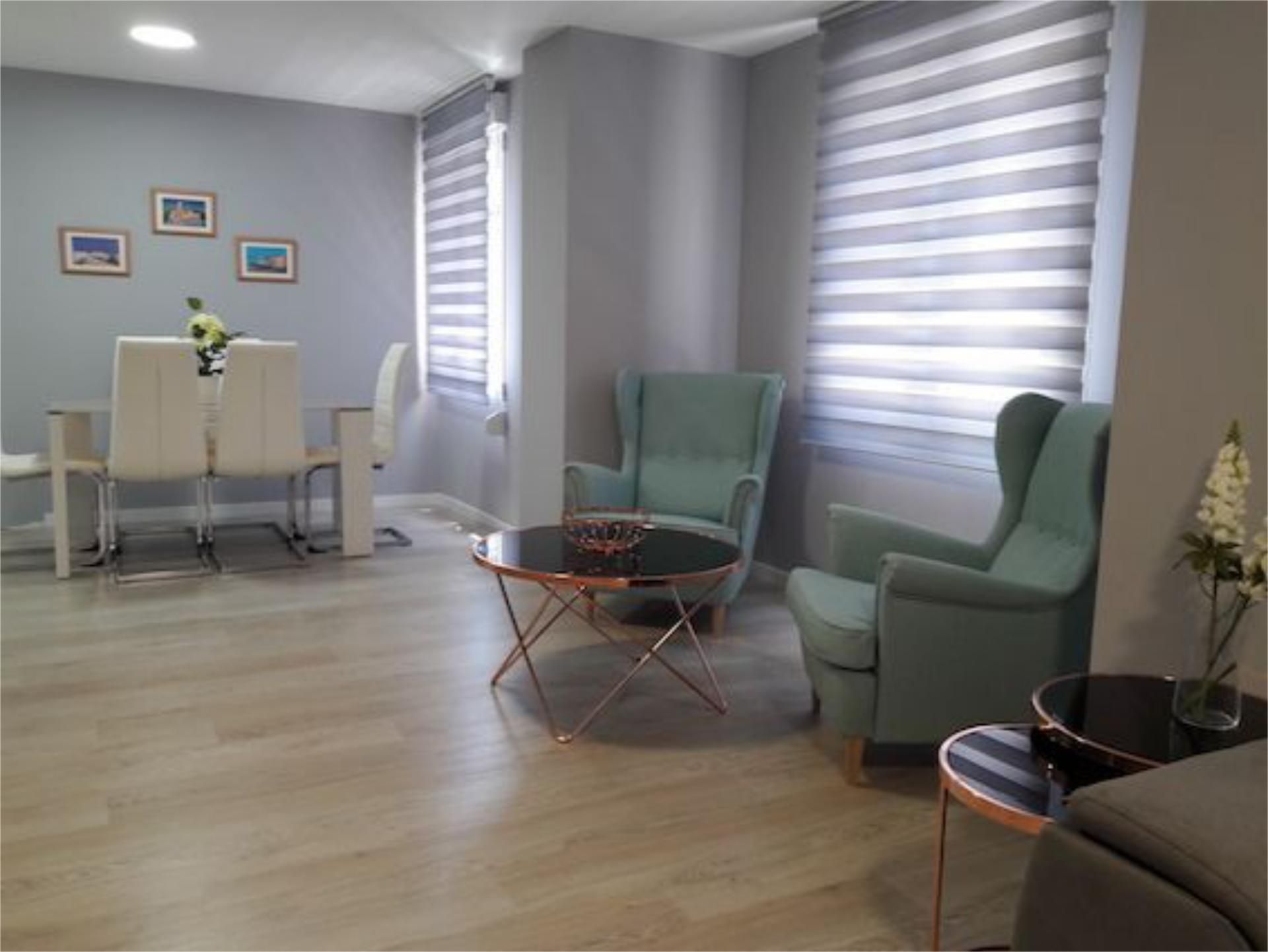 Sala d'estar de Pis de lloguer en  Valencia Capital amb Aire condicionat, Calefacció i Parquet