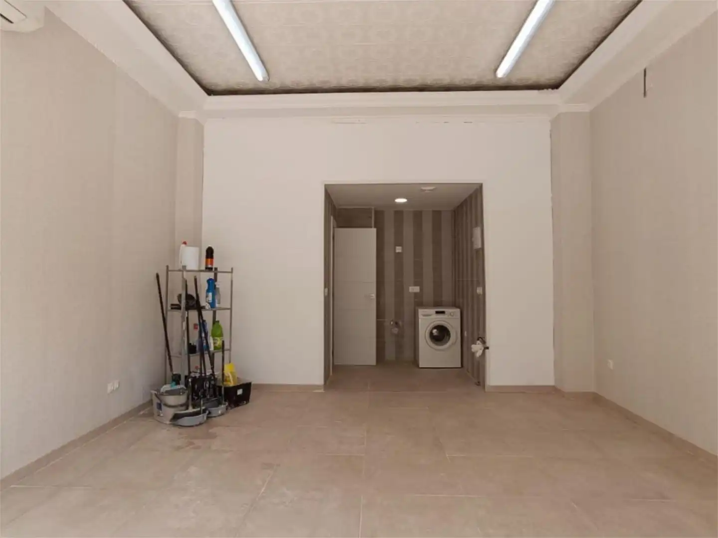 Flat for sale in Pasaje Aránzazu, 6, Los Castillejos - La Trinidad Flat for sale in Málaga with Air Conditioner and Furnished