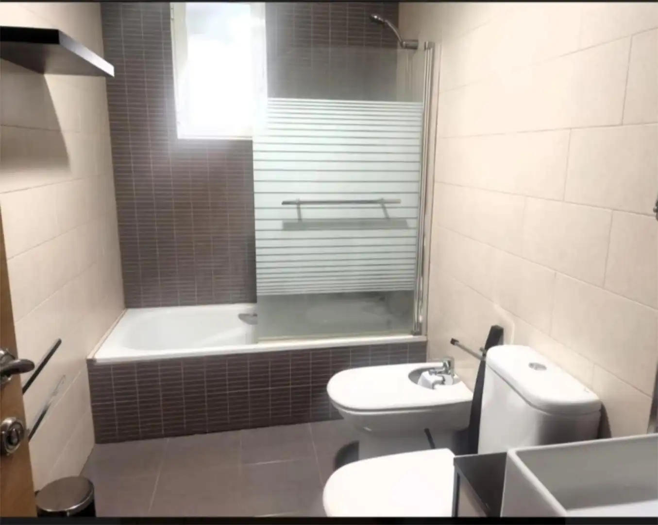 Piso en venta en Calle el Molino, 117, Caudete Baño de Piso en venta en Caudete con Aire acondicionado, Calefacción y Trastero