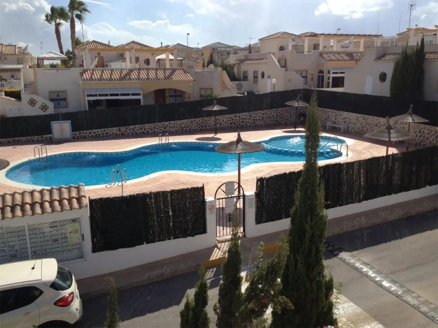 Pis en venda a Plaça H-1 Villa Rosa, 3, Los Balcones y los Altos Piscina de Pis en venda en Orihuela amb Aire condicionat, Jardí privat i Terrassa