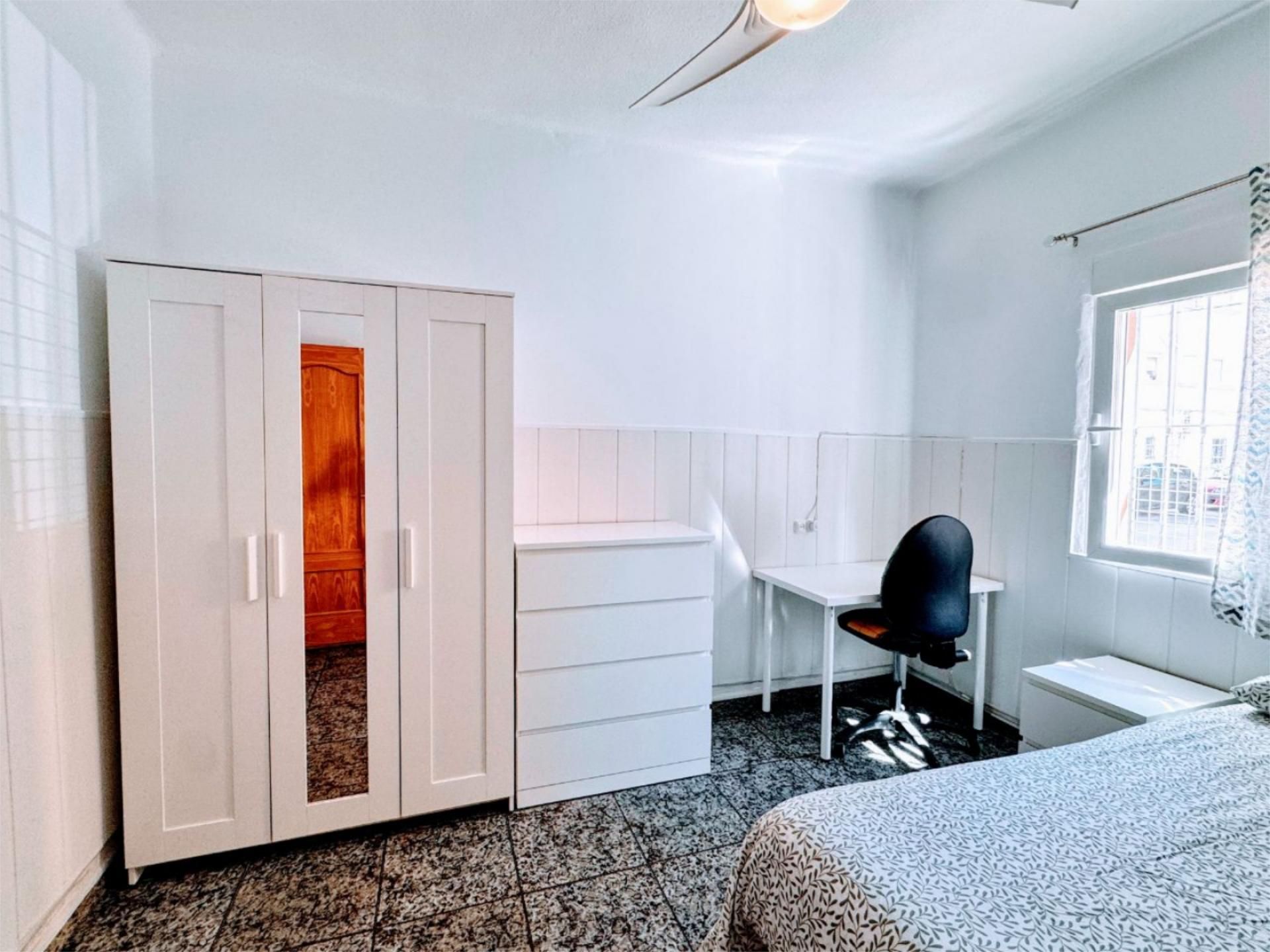 Flat to share in Calle Fuentepiedra, 2, Santa Cristina - San Rafael