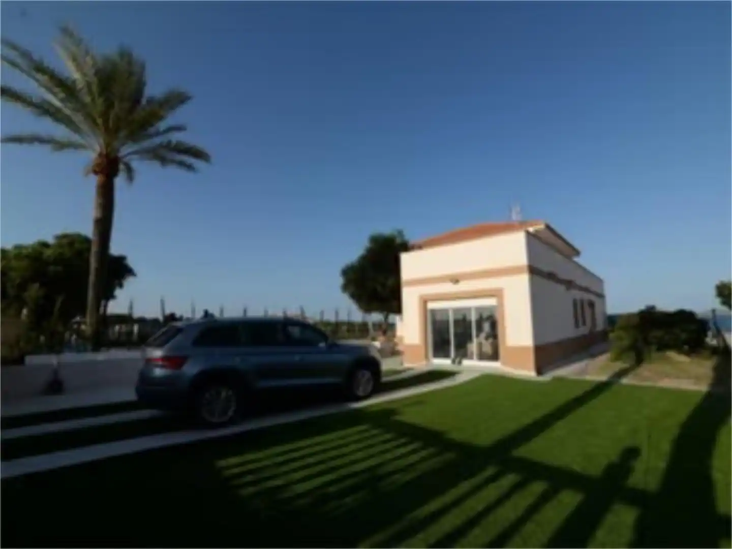 Piso en venta en Gran Vía de la Manga, 12, Entremares Vista exterior de Piso en venta en La Manga del Mar Menor con Aire acondicionado, Calefacción y Jardín privado
