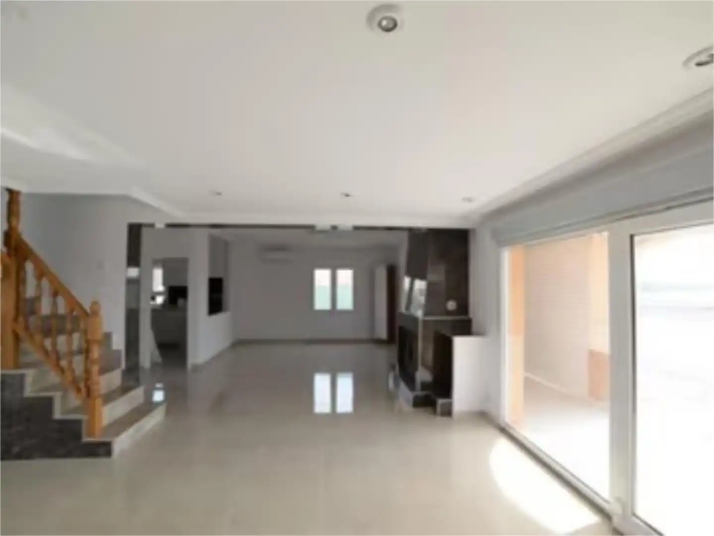 Piso en venta en Gran Vía de la Manga, 12, Entremares Piso en venta en La Manga del Mar Menor con Aire acondicionado, Calefacción y Jardín privado