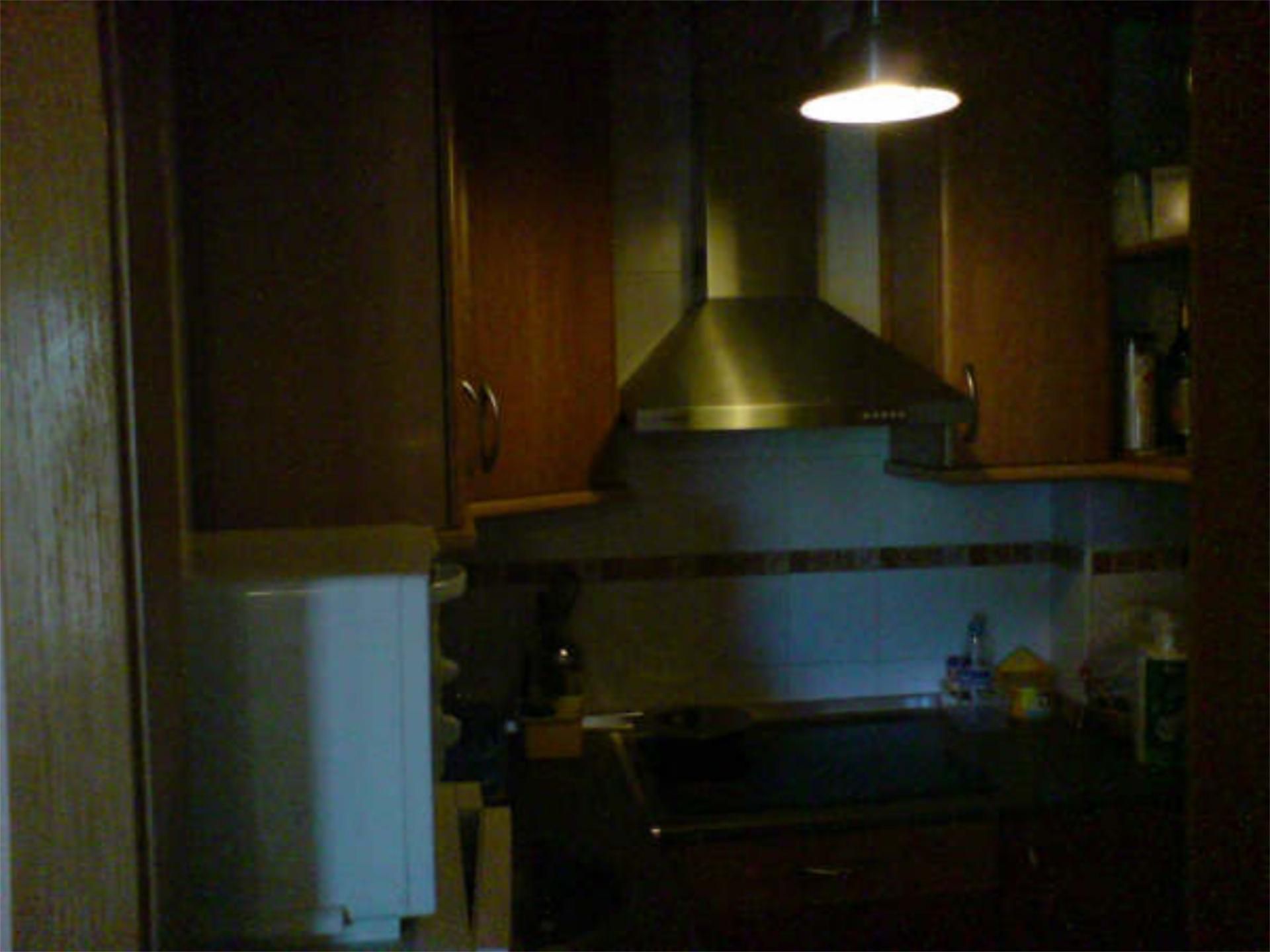 Cocina de Piso de alquiler en Málaga Capital con Parquet, Terraza y Lavadora