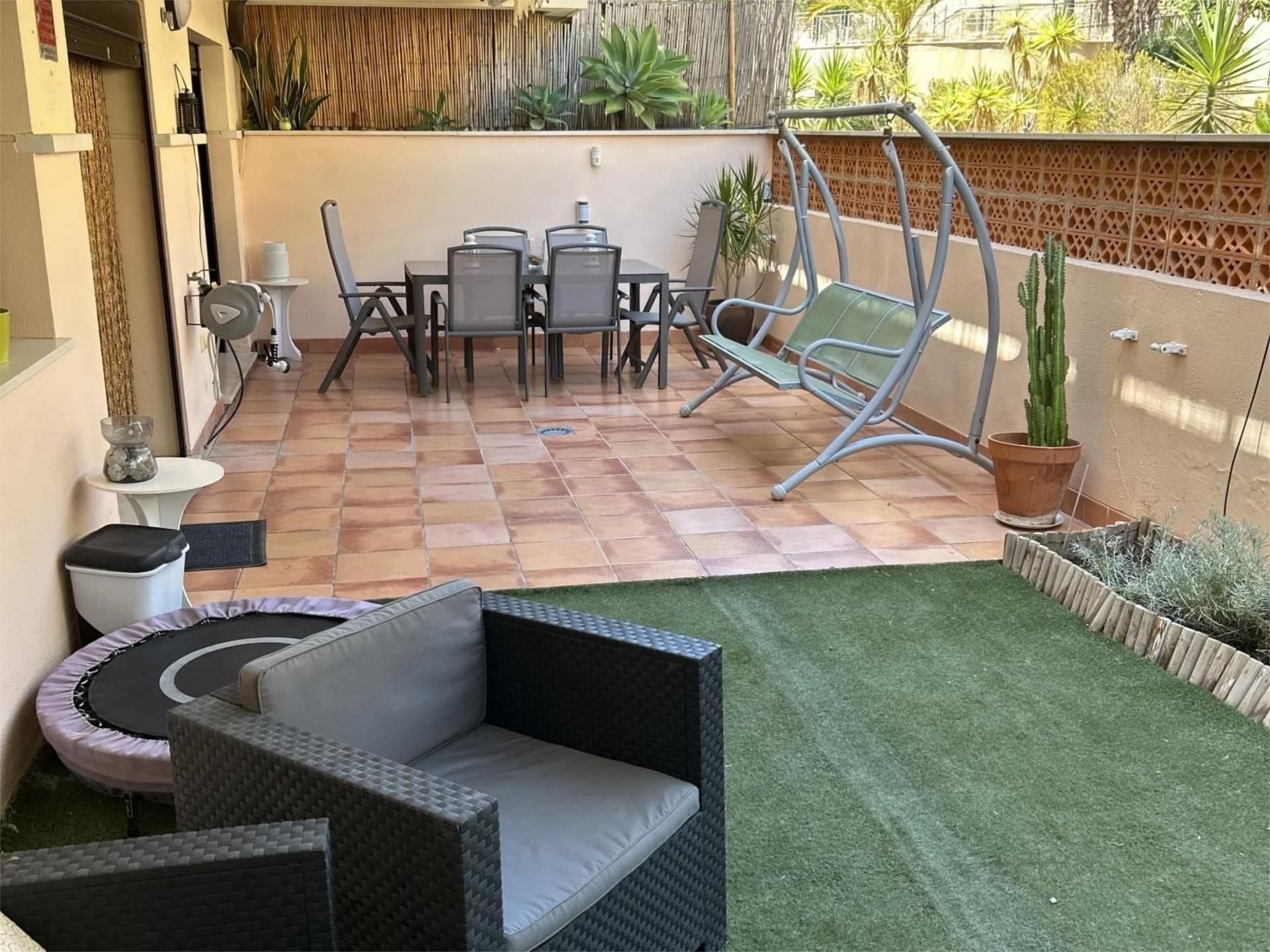 Terrassa de Pis de lloguer en Vélez-Málaga amb Aire condicionat, Calefacció i Jardí privat