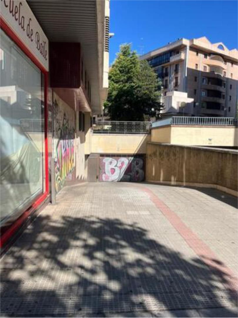 Exterior view of Garage to rent in Salamanca Capital