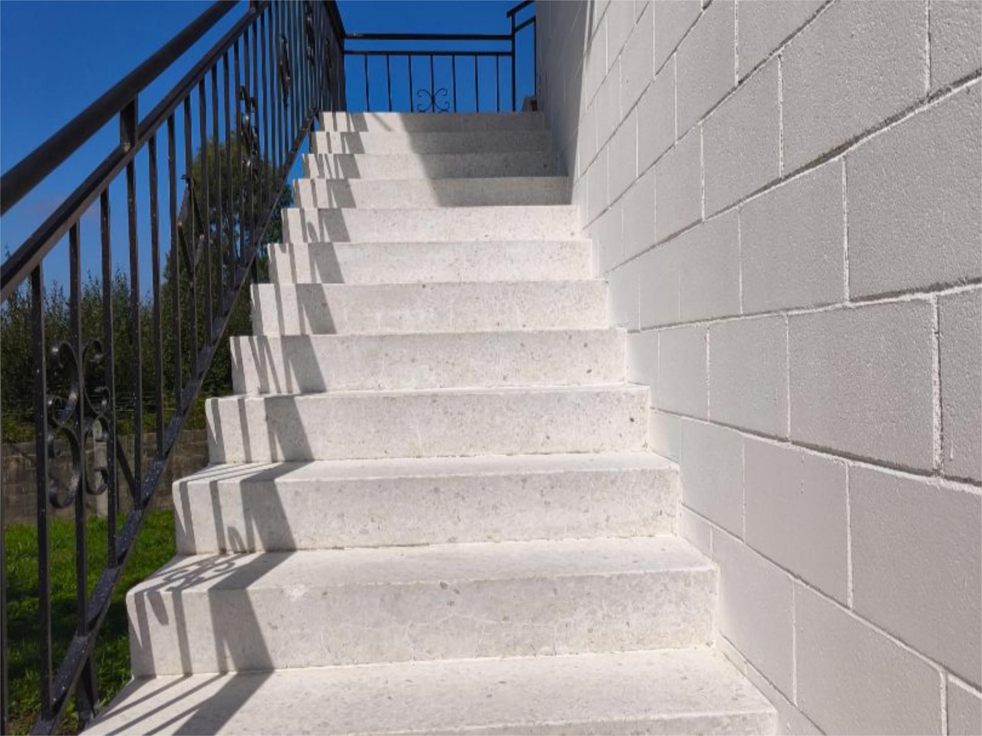 Vista exterior de Piso de alquiler en Coirós con Calefacción, Jardín privado y Terraza