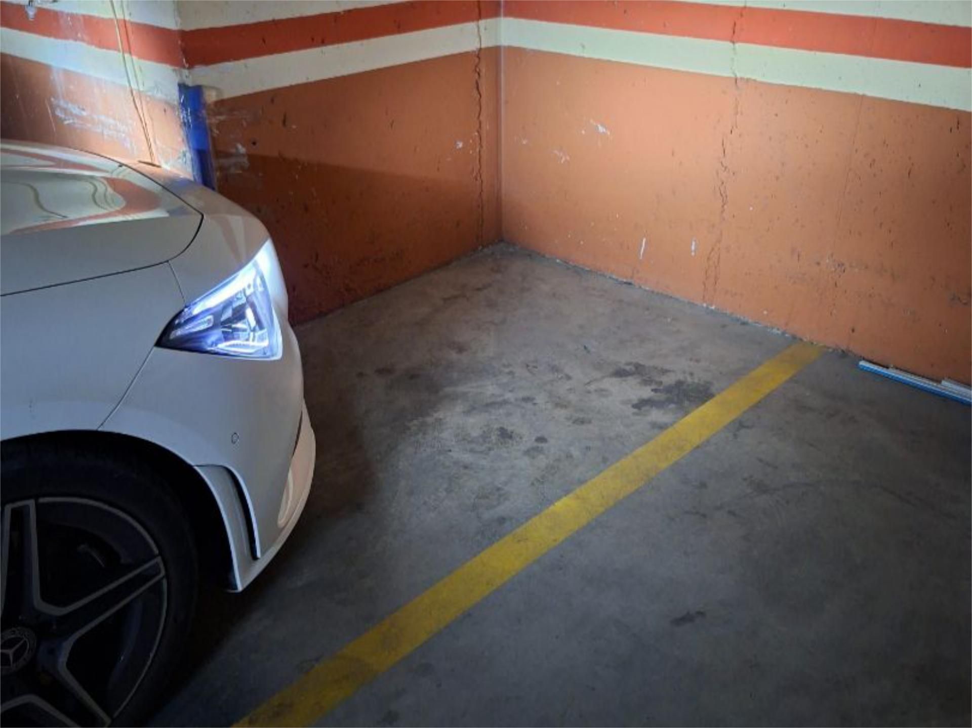 Parking of Garage to rent in Alcalá de Henares