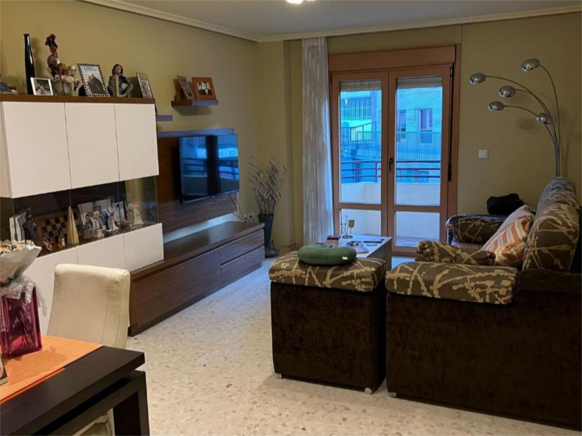 Living room of Flat to rent in Alcañiz  with Air Conditioner, Heating and Terrace