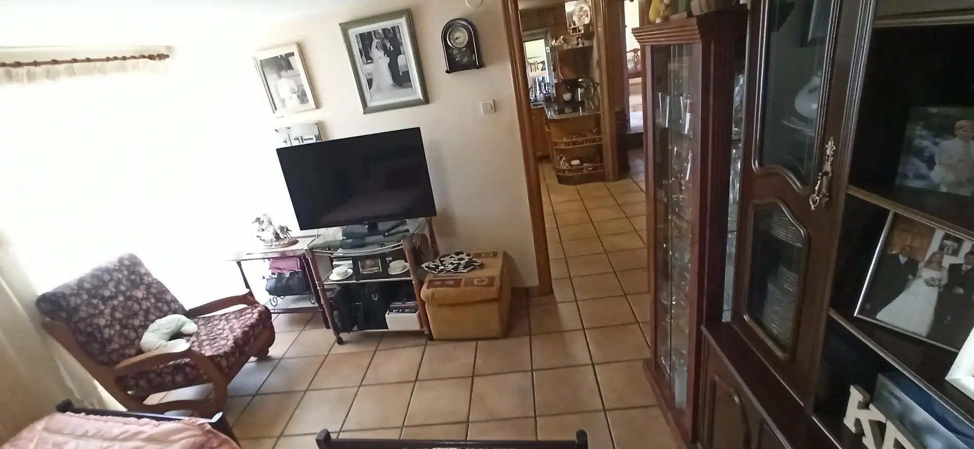 Sala d'estar de Casa o xalet en venda en Agolada amb Jardí privat, Parquet i Moblat