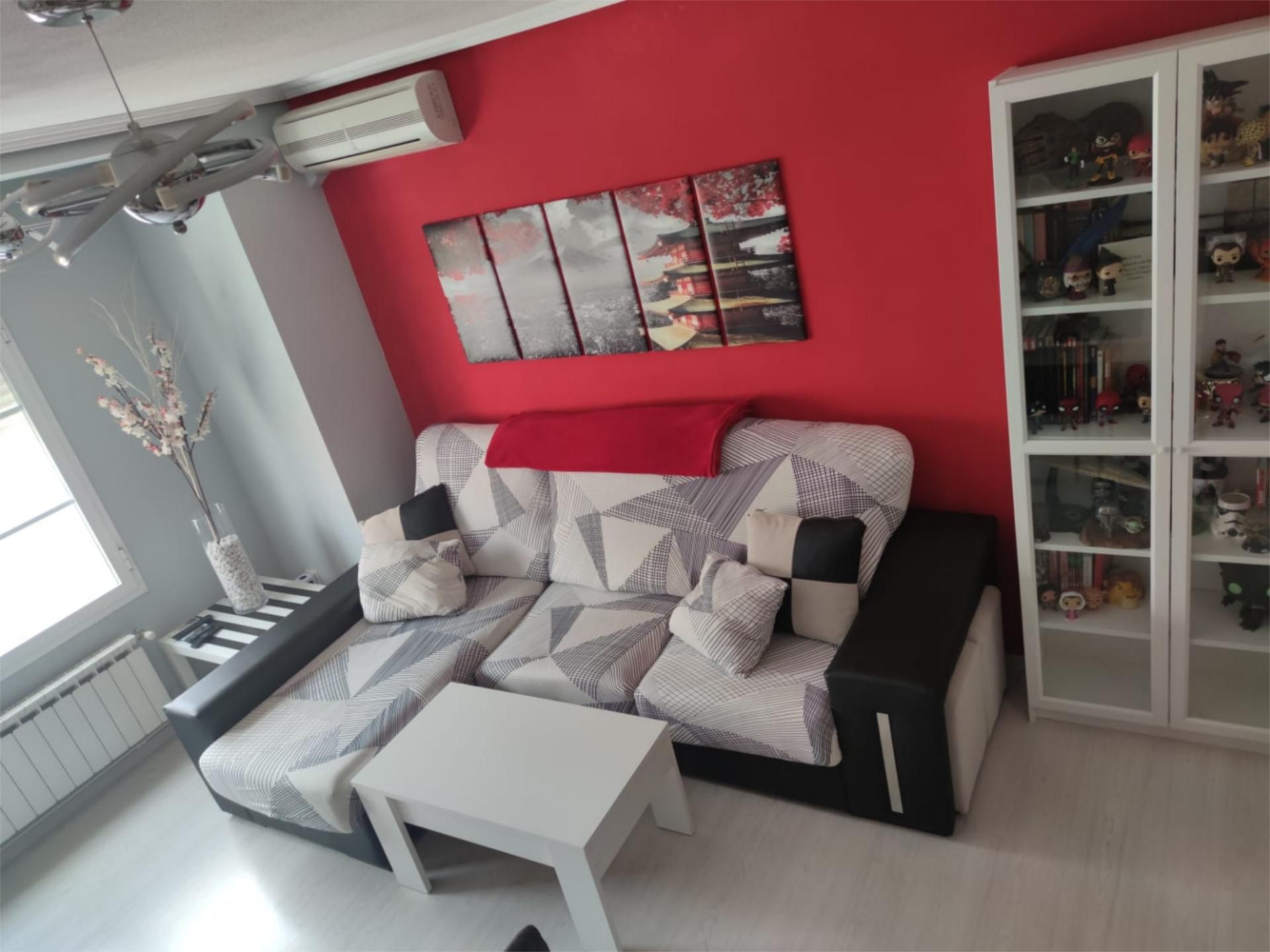 Sala d'estar de Dúplex en venda en Azuqueca de Henares amb Aire condicionat i Terrassa