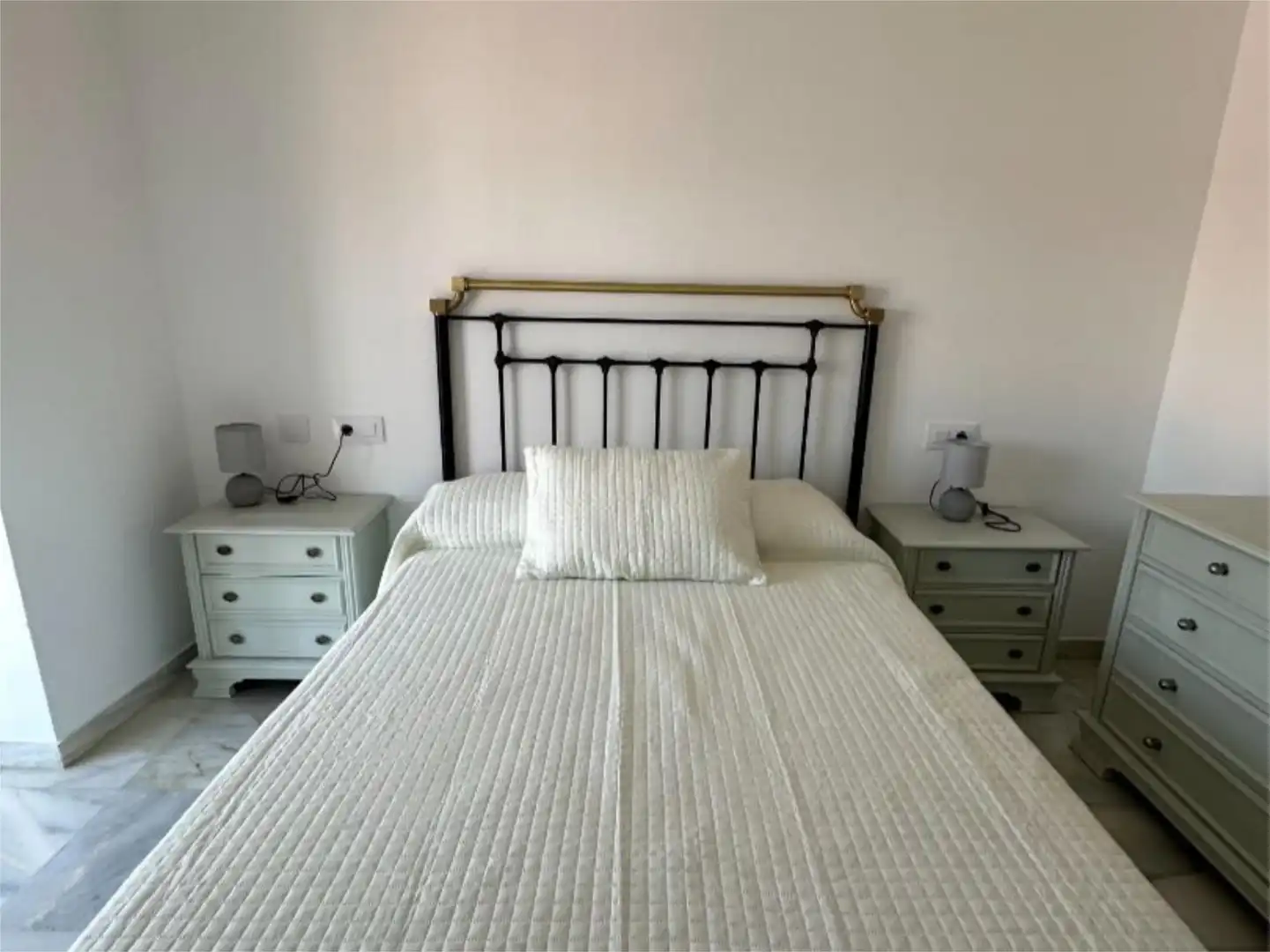 Room in Calle Traviesas, 10, Chapín - Campus Universitario - Navinco Room in Calle Traviesas, 10, Chapín - Campus Universitario - Navinco