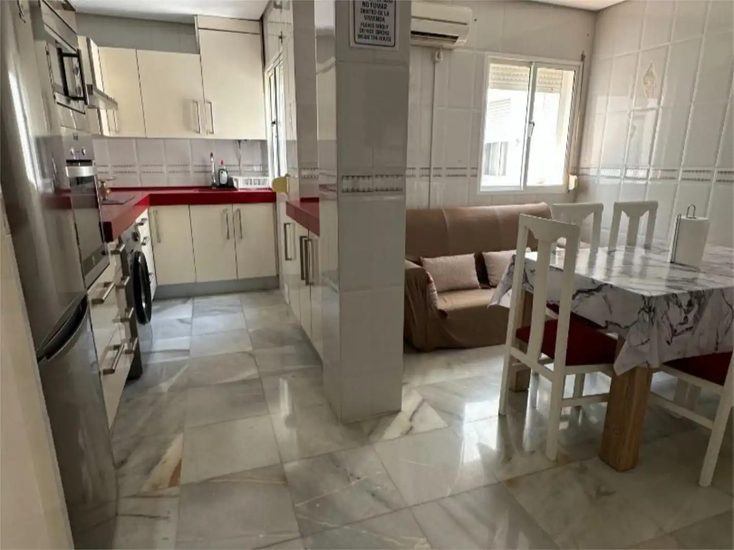 Room in Calle Traviesas, 10, Chapín - Campus Universitario - Navinco Room in Calle Traviesas, 10, Chapín - Campus Universitario - Navinco
