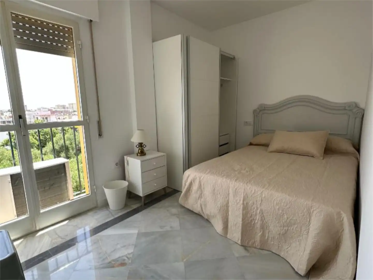 Room in Calle Traviesas, 10, Chapín - Campus Universitario - Navinco Room in Calle Traviesas, 10, Chapín - Campus Universitario - Navinco