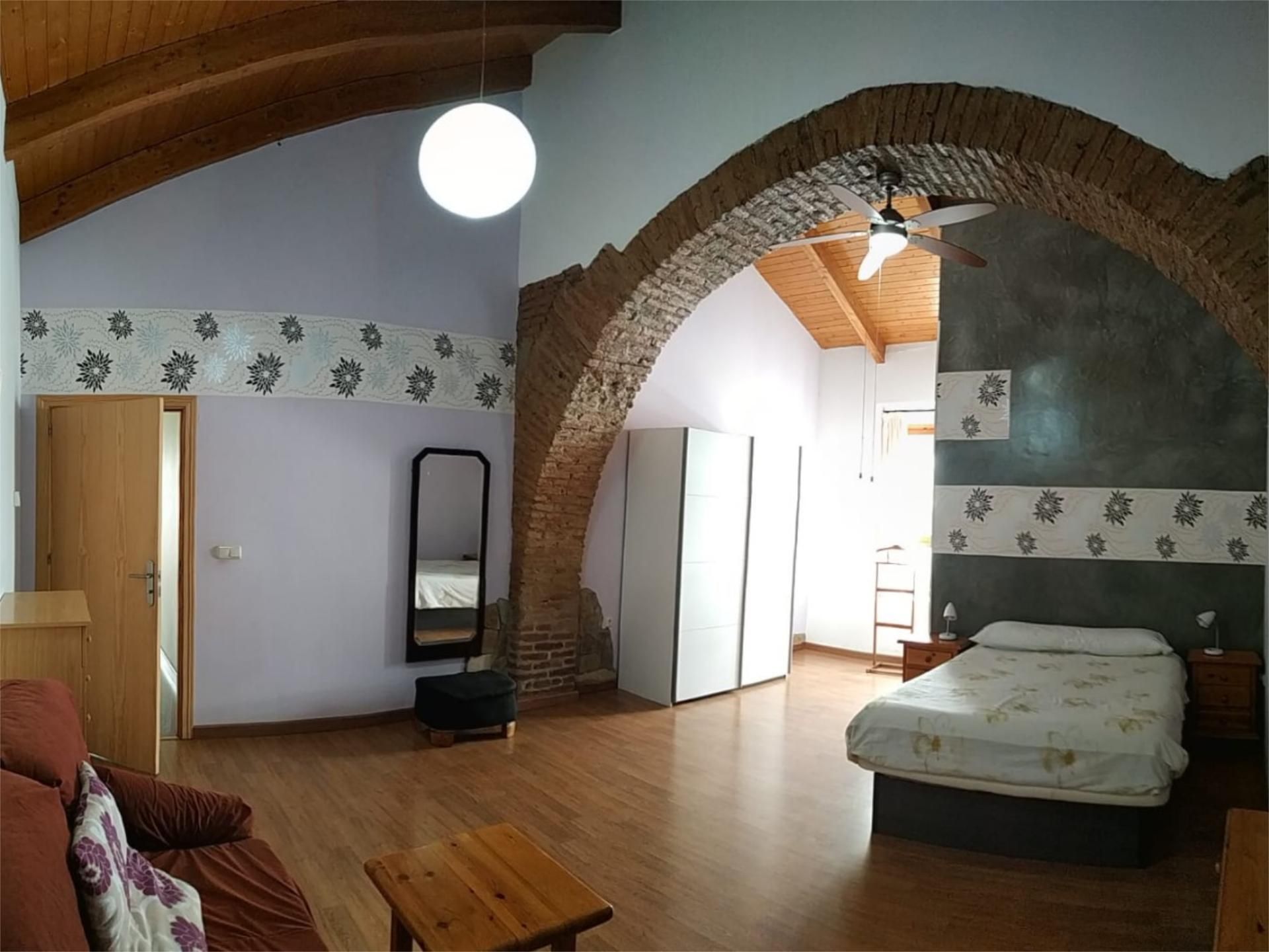 Planta baixa de lloguer en Villafranca de los Barros amb Calefacció, Parquet i Moblat