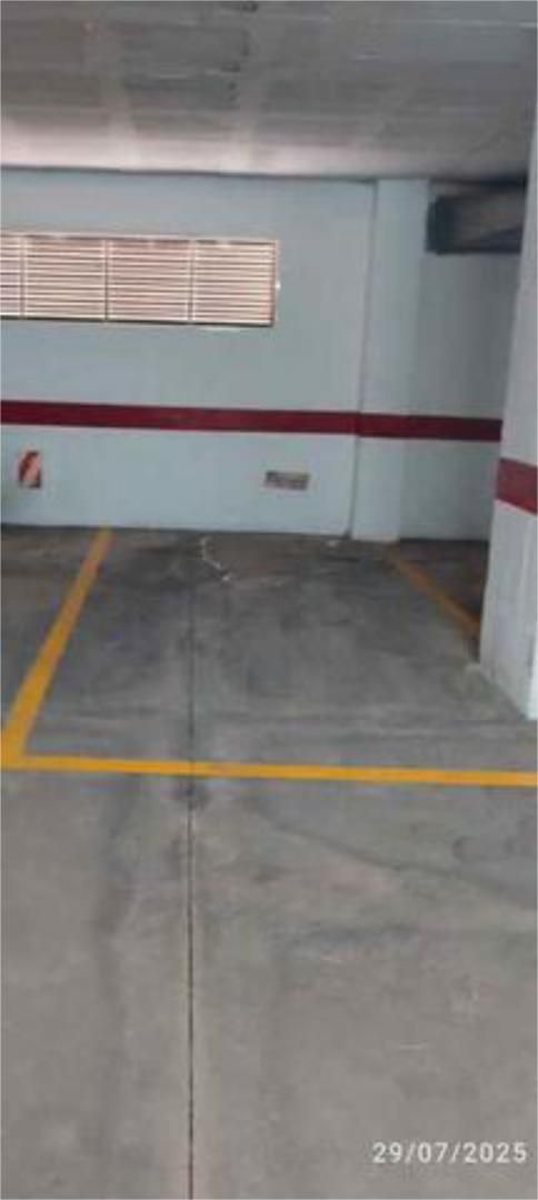 Parking of Garage to rent in Algeciras