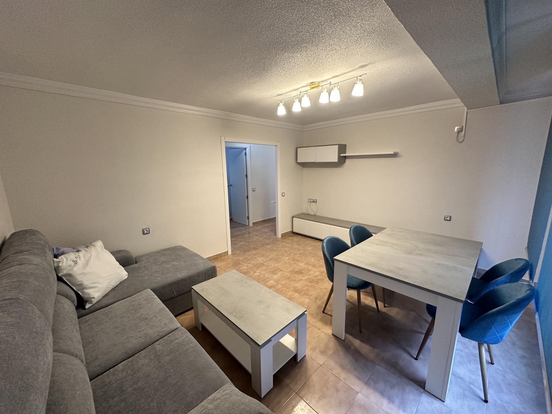 Living room of Flat to rent in Elda  with Air Conditioner and Balcony