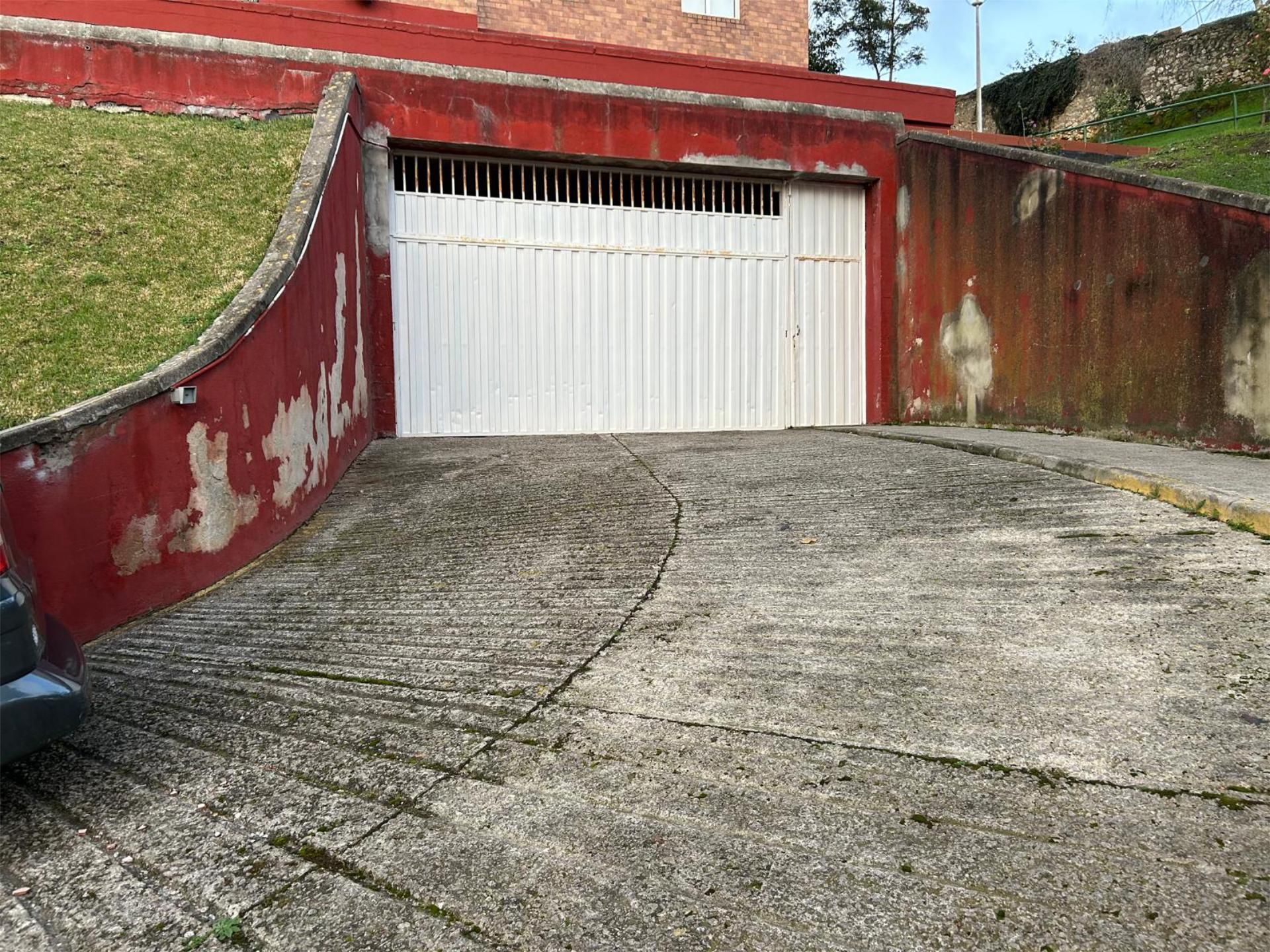 Parking of Garage to rent in Santander