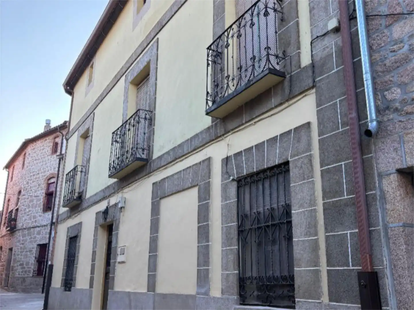 Flat for sale in Calle Don Vidal Santurino, 6, Valdeverdeja Exterior view of Flat for sale in Valdeverdeja with Terrace, Storage room and Furnished