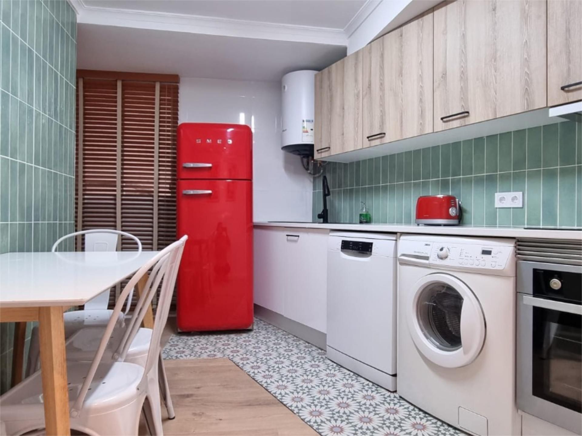 Kitchen of Flat to rent in Elche / Elx  with Air Conditioner, Heating and Parquet flooring