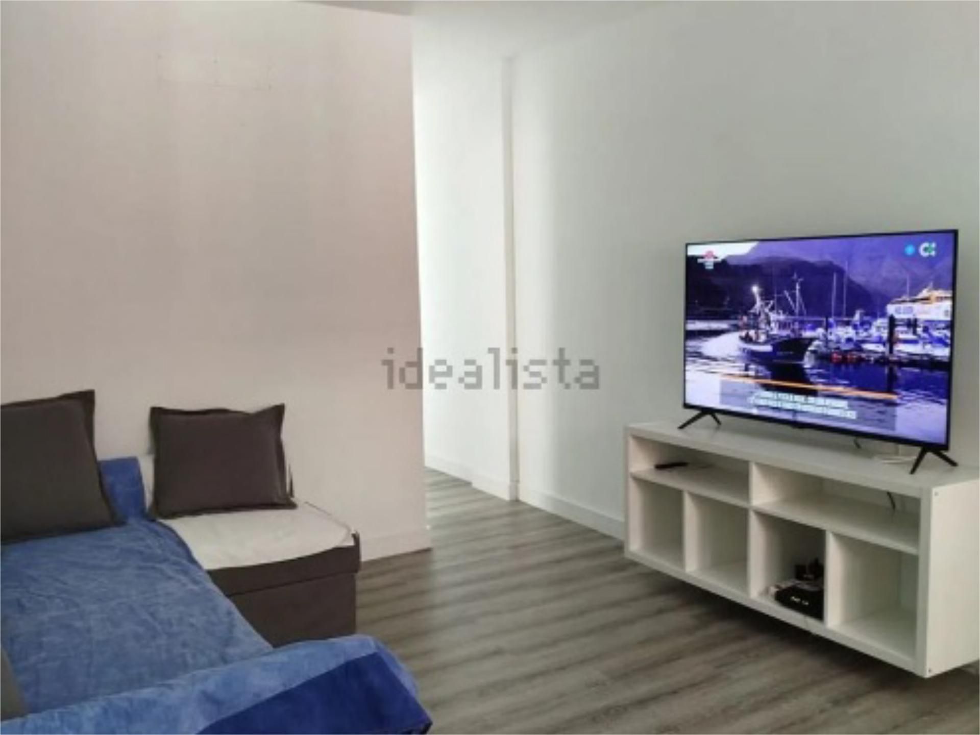 Sala d'estar de Pis per a compartir en Los Realejos amb Parquet, Traster i Moblat