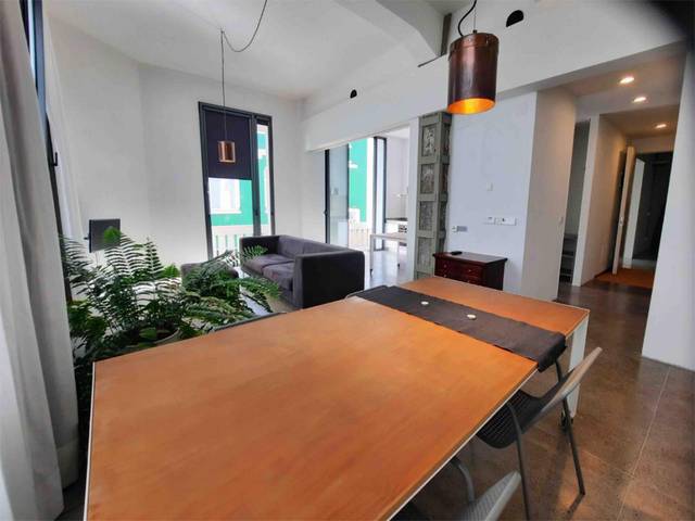 Piso en Alquiler en Calle de Santa Rosalía, 85 en Centro