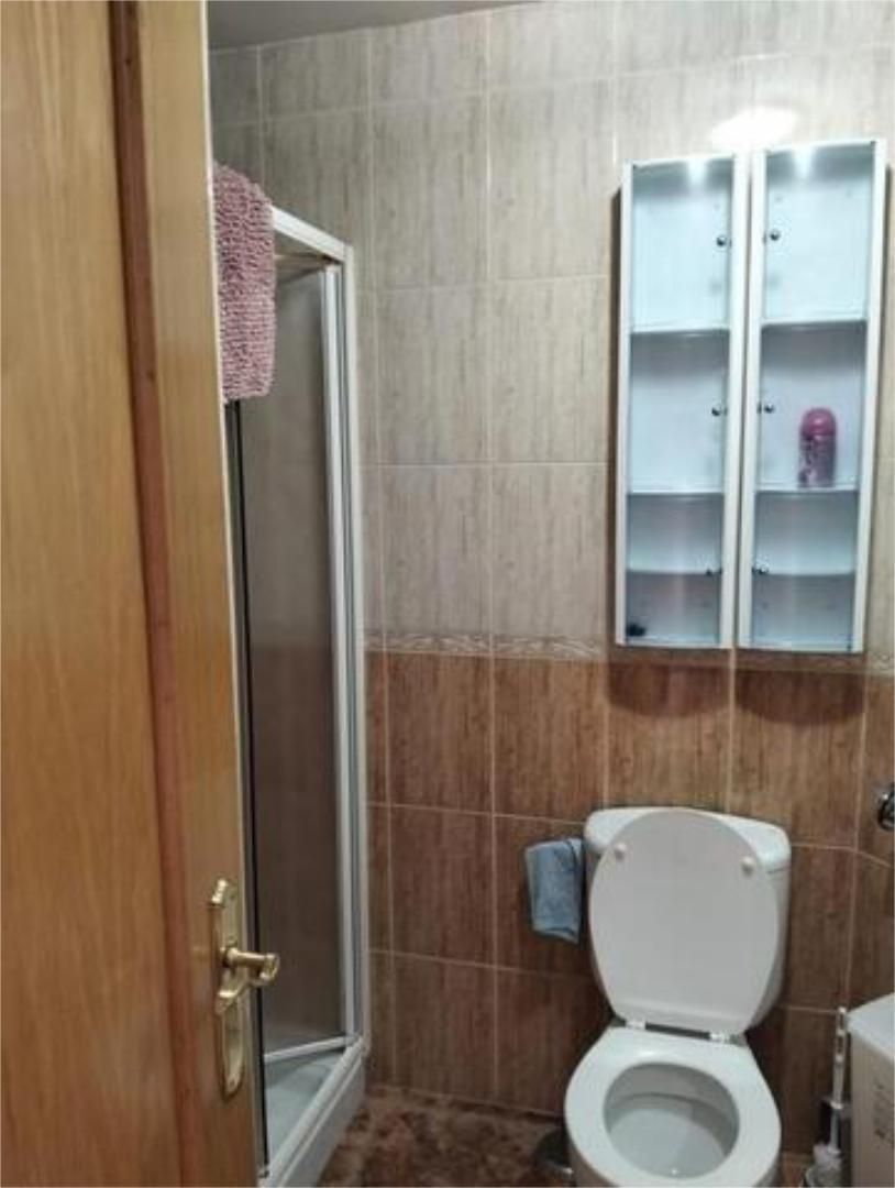 Bathroom of Flat for sale in Navalmoral de la Mata  with Terrace and Furnished