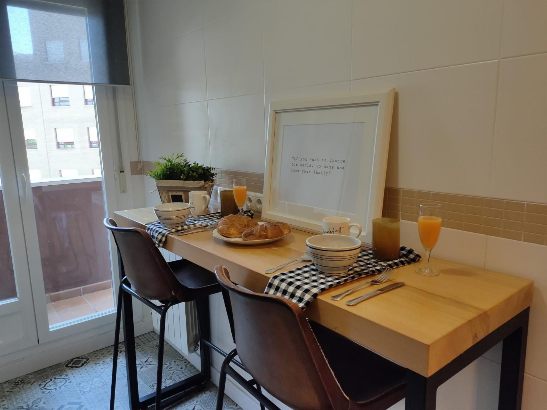 Comedor de Piso de alquiler en León Capital  con Calefacción, Parquet y Trastero
