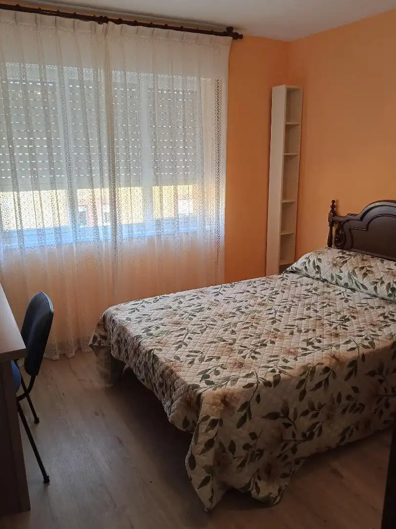 Zimmer in Barrio Candín, 11, La Felguera Zimmer in Barrio Candín, 11, La Felguera