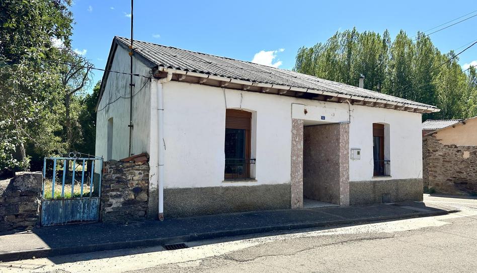 House or chalet for sale in Avenida Ordas, 53, Santa María de Ordás, León - image 1 Photo 1 of House or chalet for sale in Avenida Ordas, 53, Santa María de Ordás, León