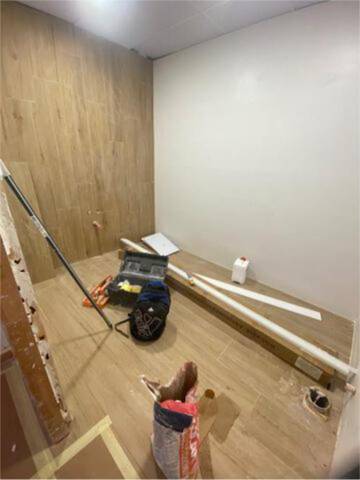 Local comercial en Alquiler en Juan Carlos I